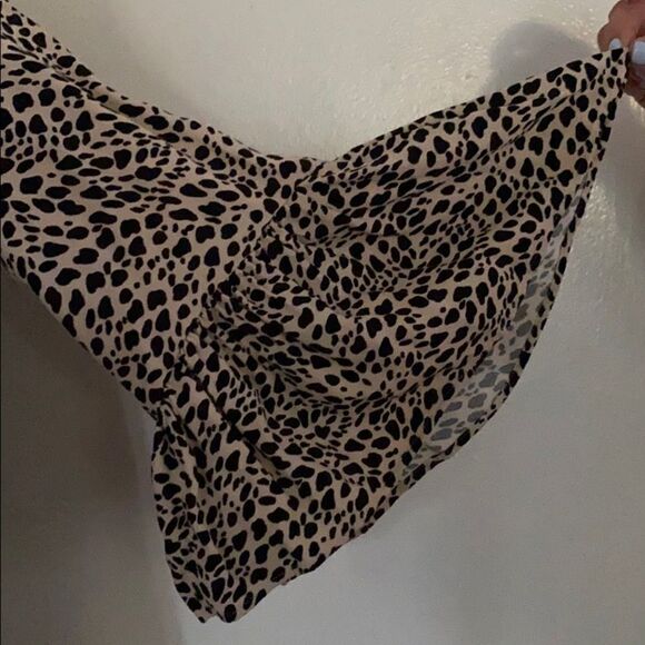 H&M Leopard Print Midi Dress - EUC - Picture 2 of 3